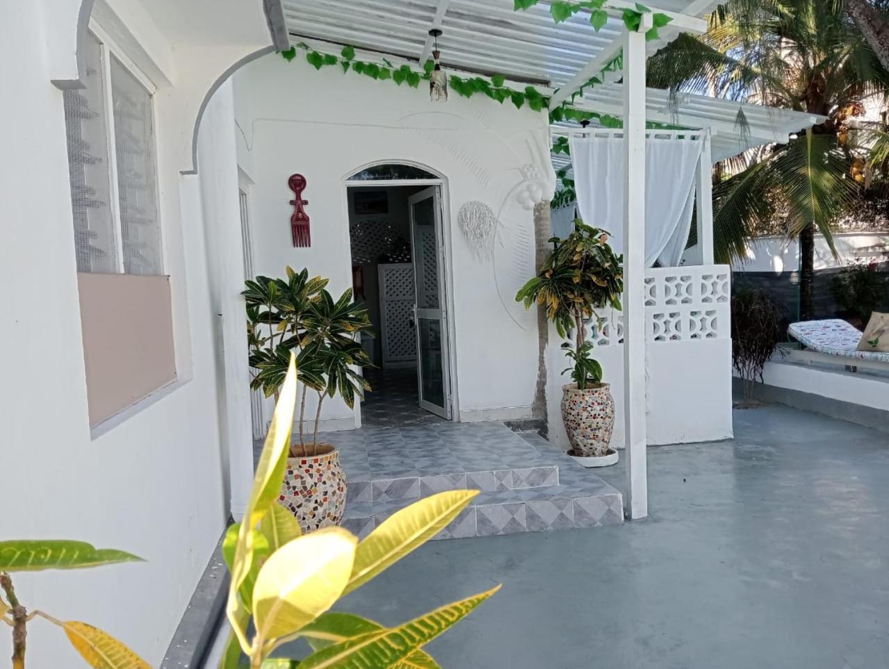 Nyumba Tulivu Apartment Watamu Exterior foto